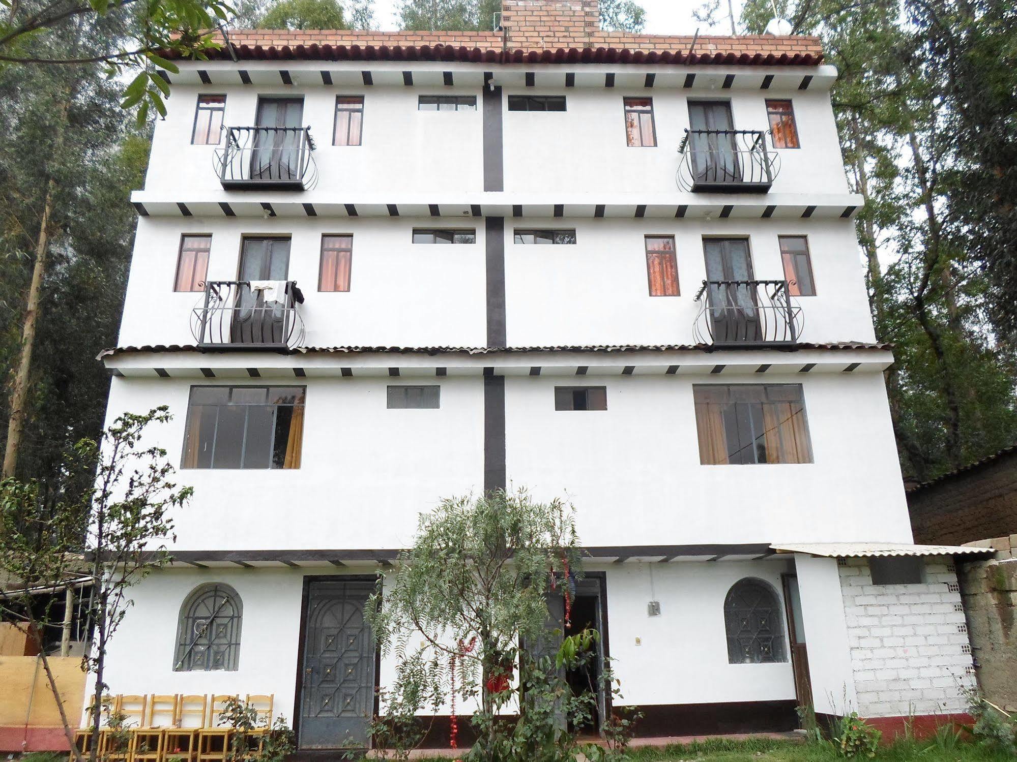 Hostal Casa Del Montanista Huaraz  Buitenkant foto